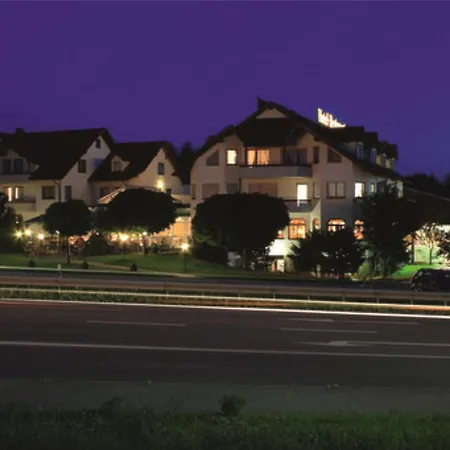 Empfinger Hof, Sure Collection By Western