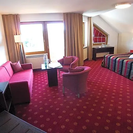 Empfinger Hof, Sure Collection By Western - Direkt An Der A81 3*